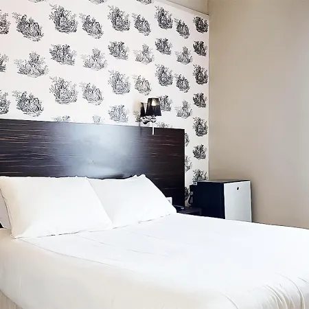 Hotel De Menilmontant 3*