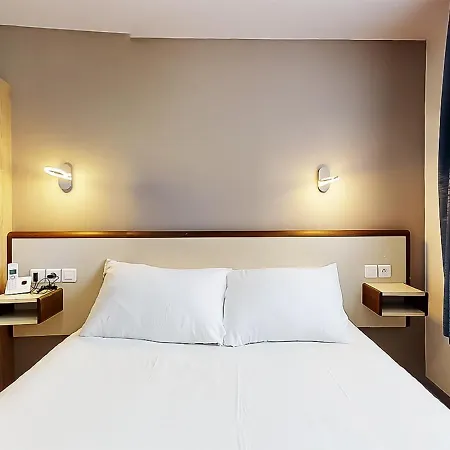 Hotel De Menilmontant Paris