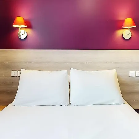 De Menilmontant Hotel