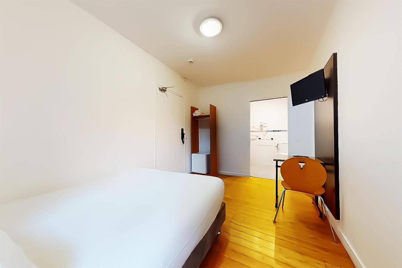 De Ménilmontant Hotel 3*