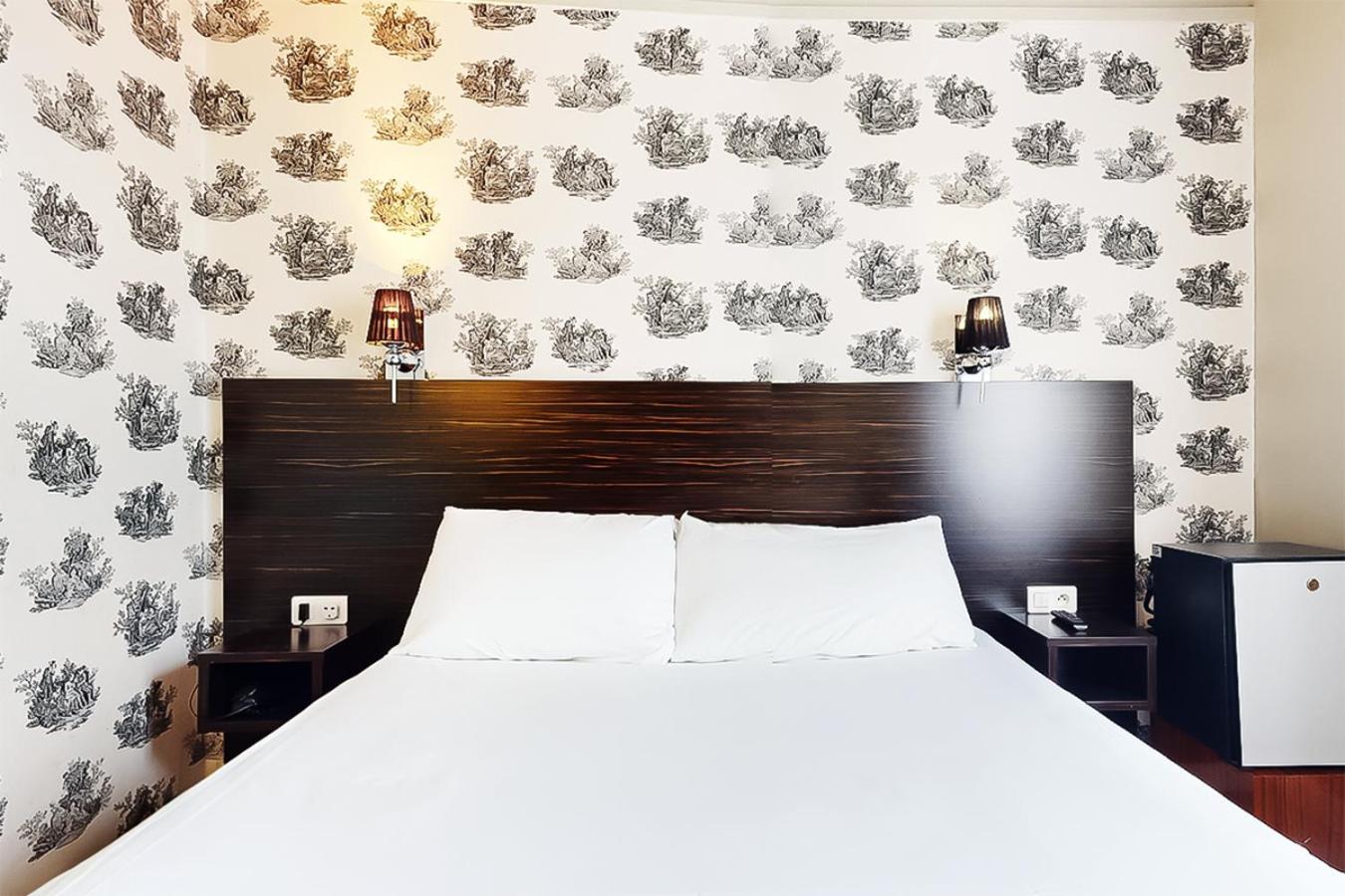 De Ménilmontant Hotel Parigi