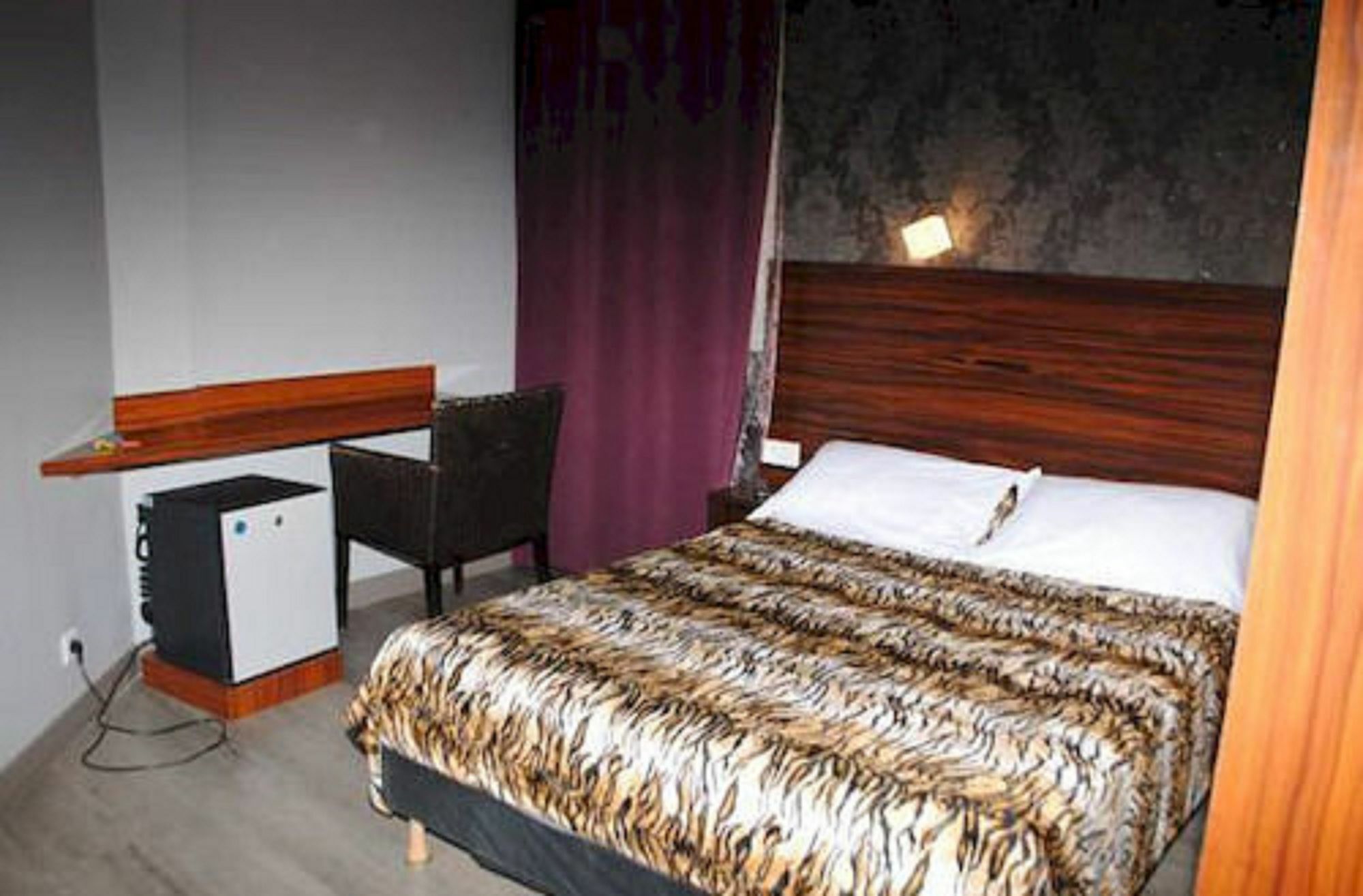 Hotel De Ménilmontant Parigi